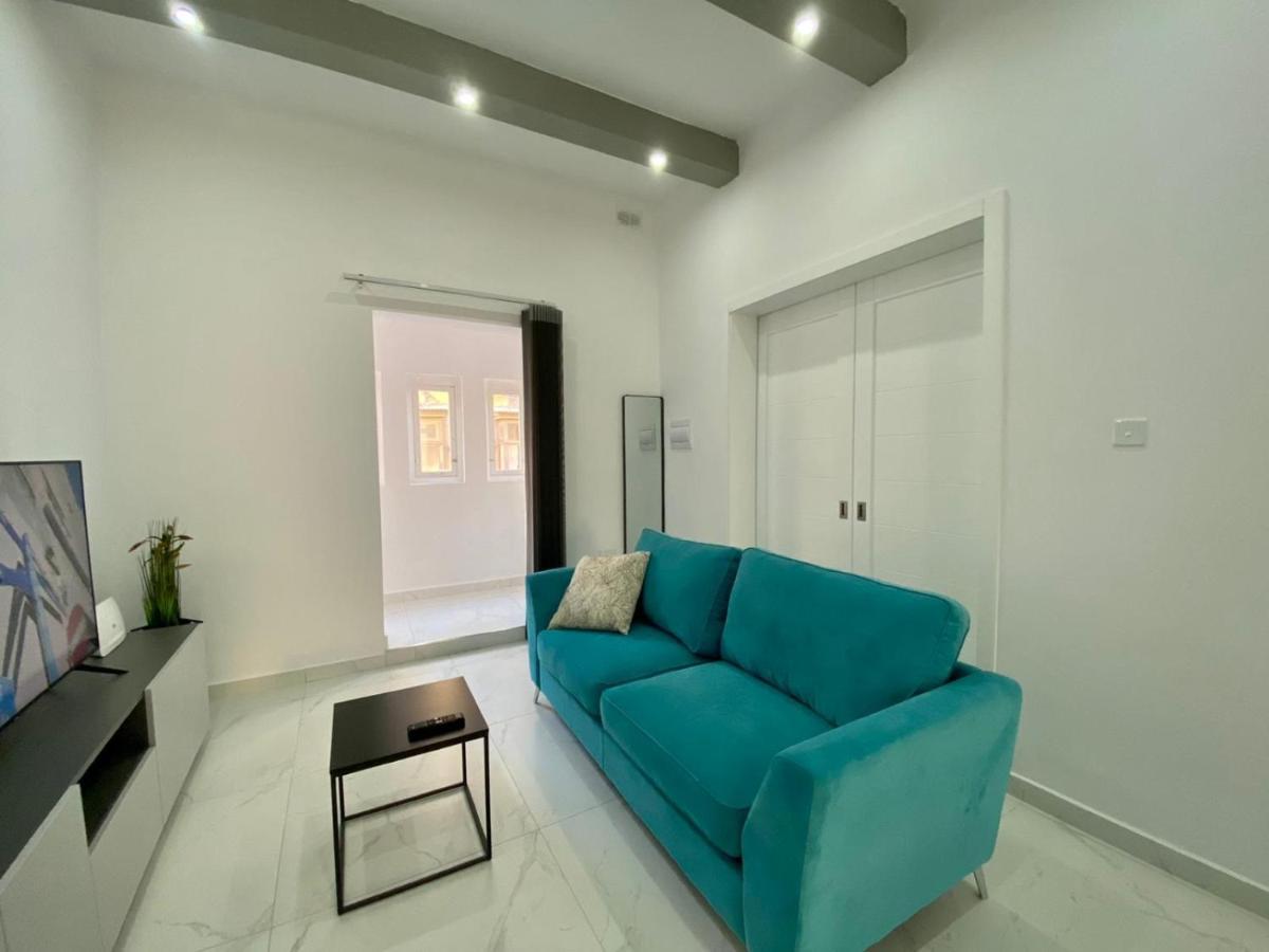 Seaside Apartment In グジラ エクステリア 写真